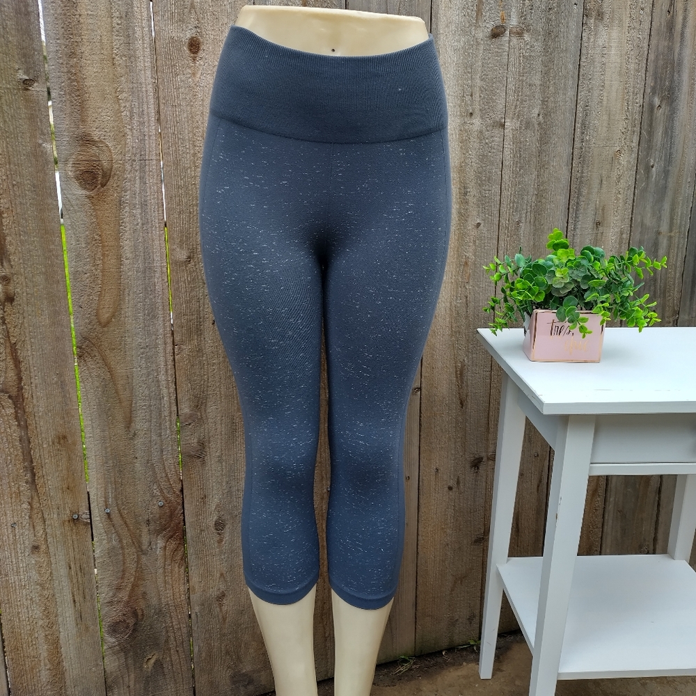 Lululemon In The Flow Crop II Leggings Color Grey Size 8